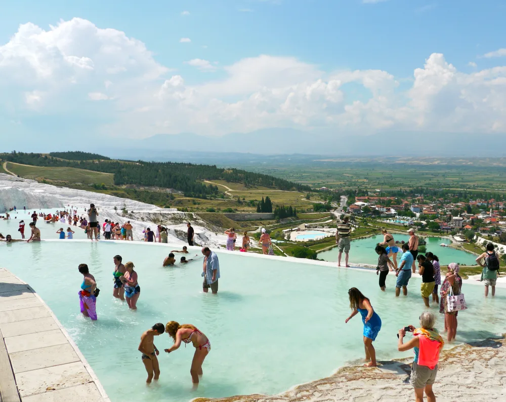 Discover Pamukkale with Guided Tours