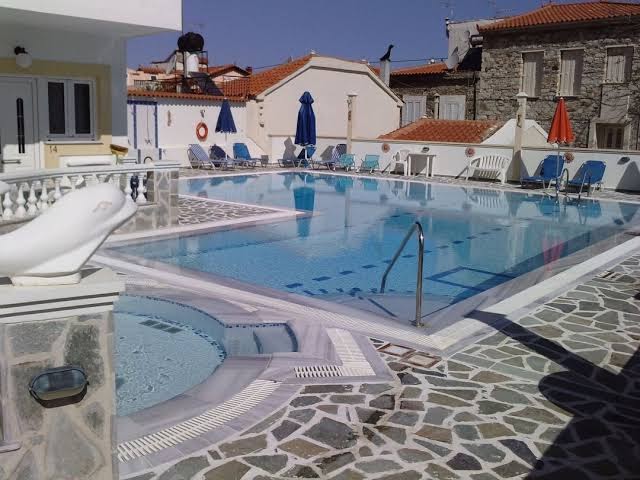 Adreas' seaside apartment