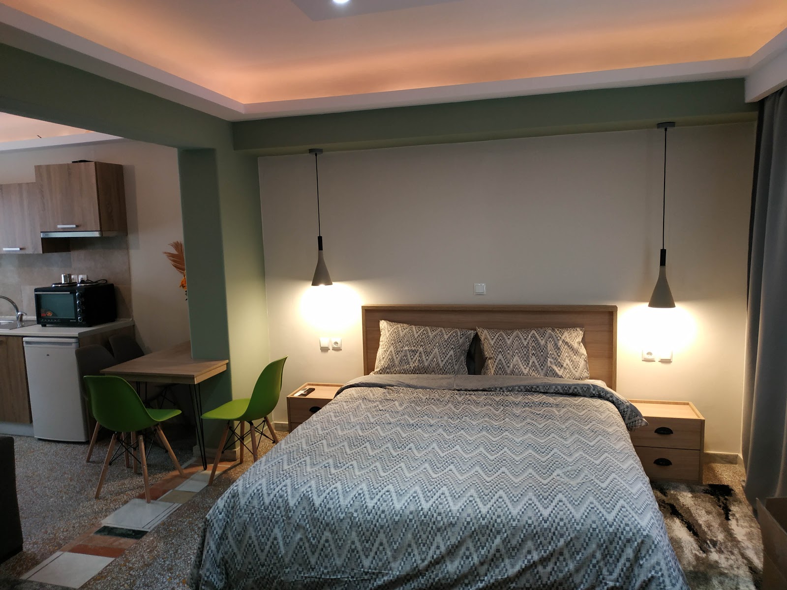 Aeiphoria Suites & Rooms - Athens