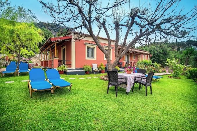 Akrotiri Beach Resort Hotel