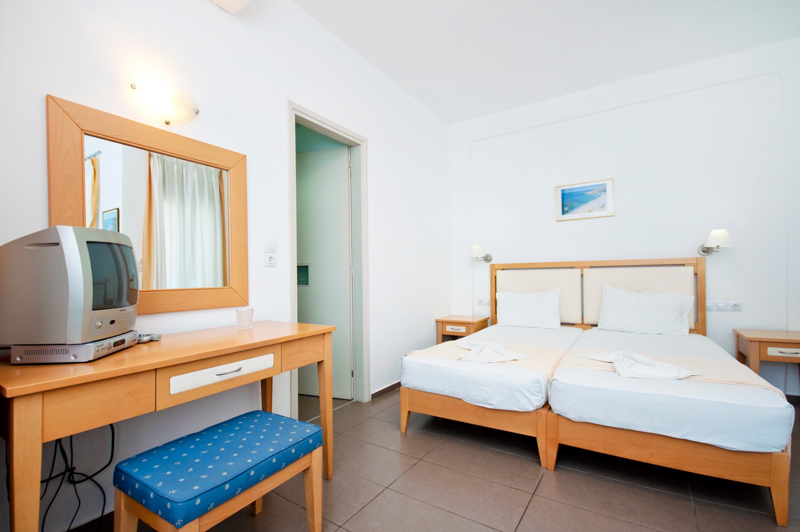 Alianthos Beach Hotel