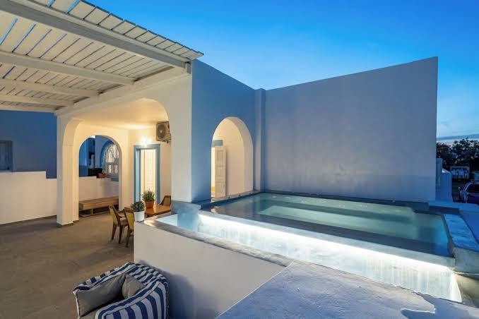 Almyriki Beach Villa