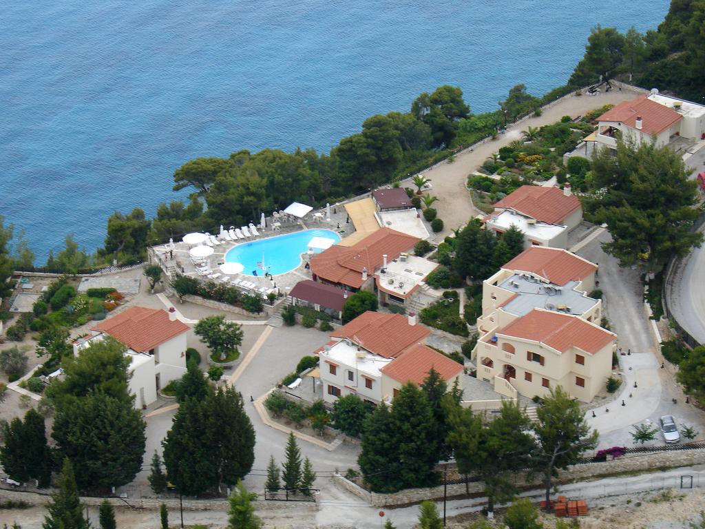 Alonnisos Poikilma Villas