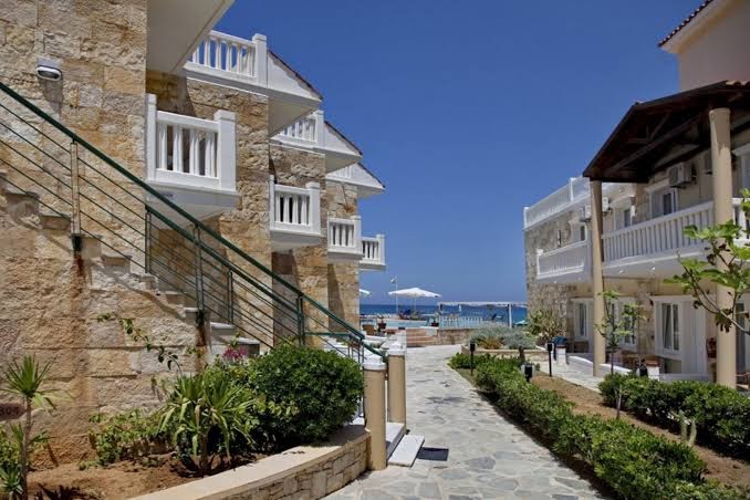 Amira Luxury Resort & Spa