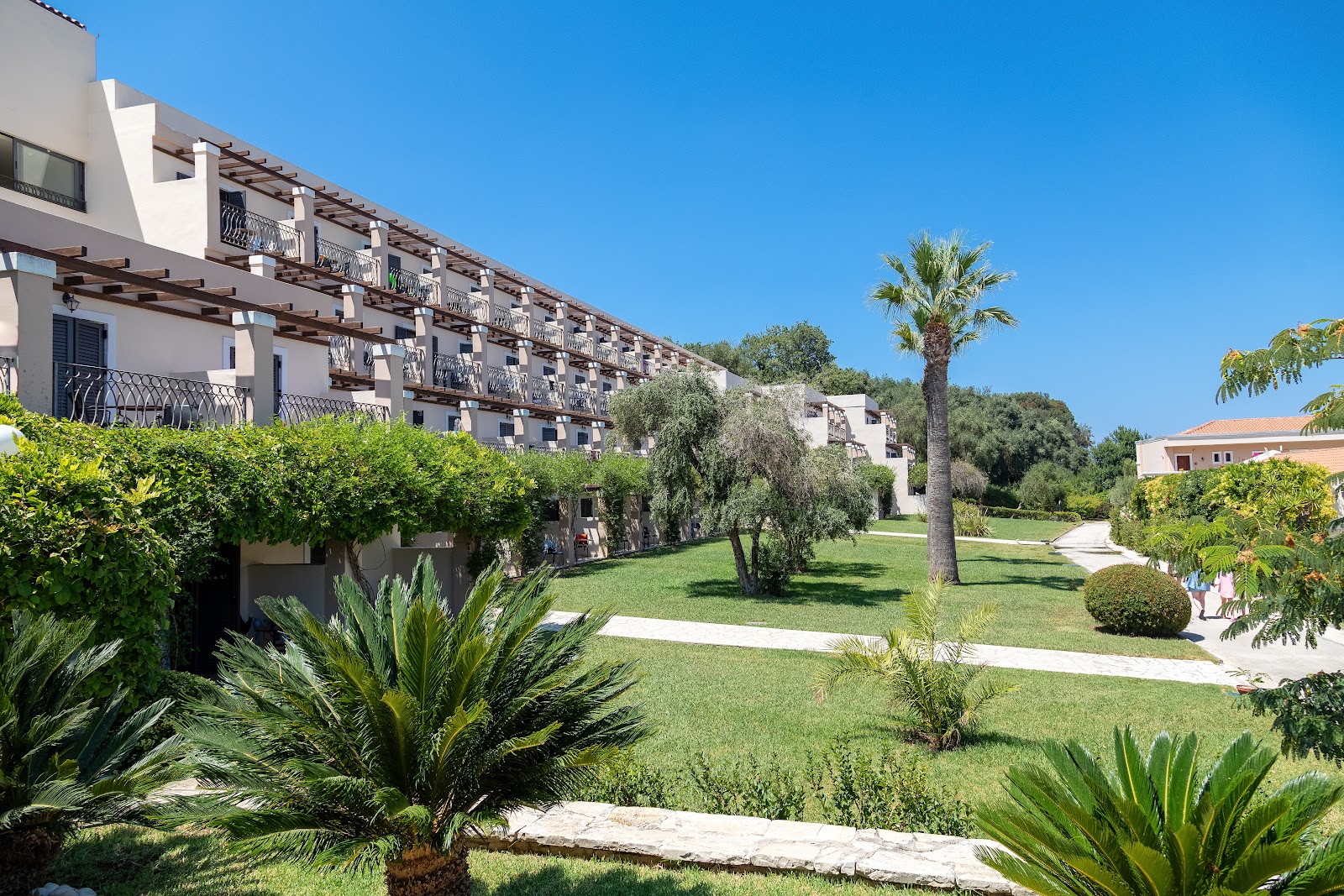 Angela Beach Hotel & Apartments