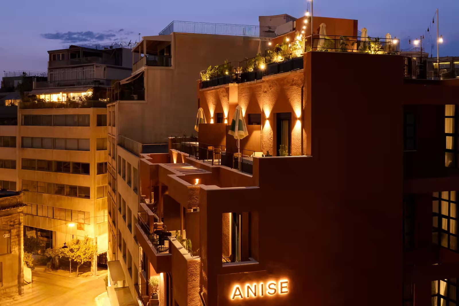 Anise Aluma Athens, Tapestry Collection by Hilton