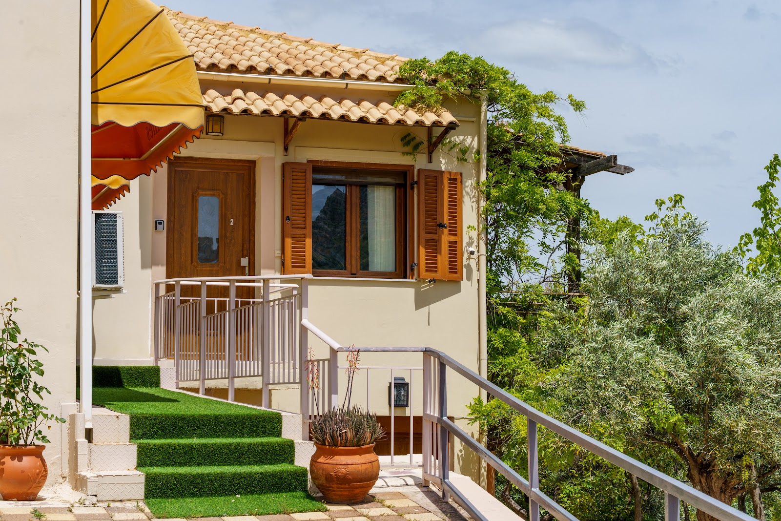 Anthemion Suites and Villas