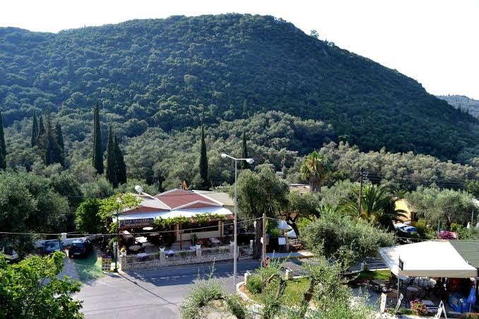 Aphrodite Studios & Seasonal Pool