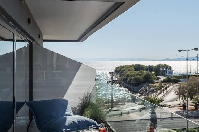 Athenian Riviera Luxurious Residence