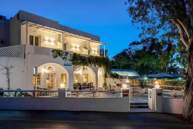 AVAL All Suite Hotel