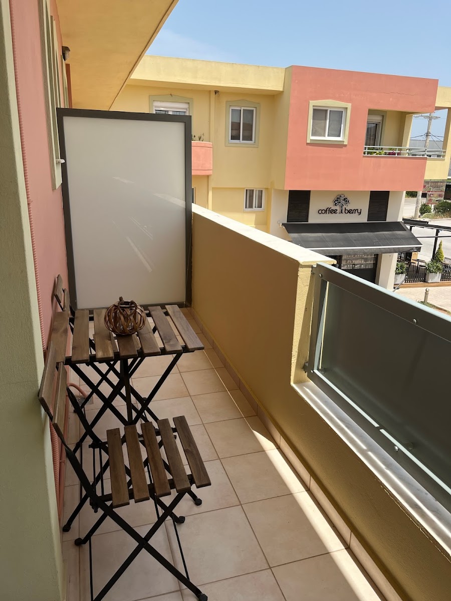 AVR Airport Deluxe Suite 4