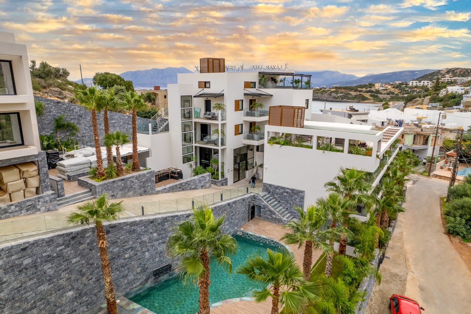 Beach Walk Luxury Suites