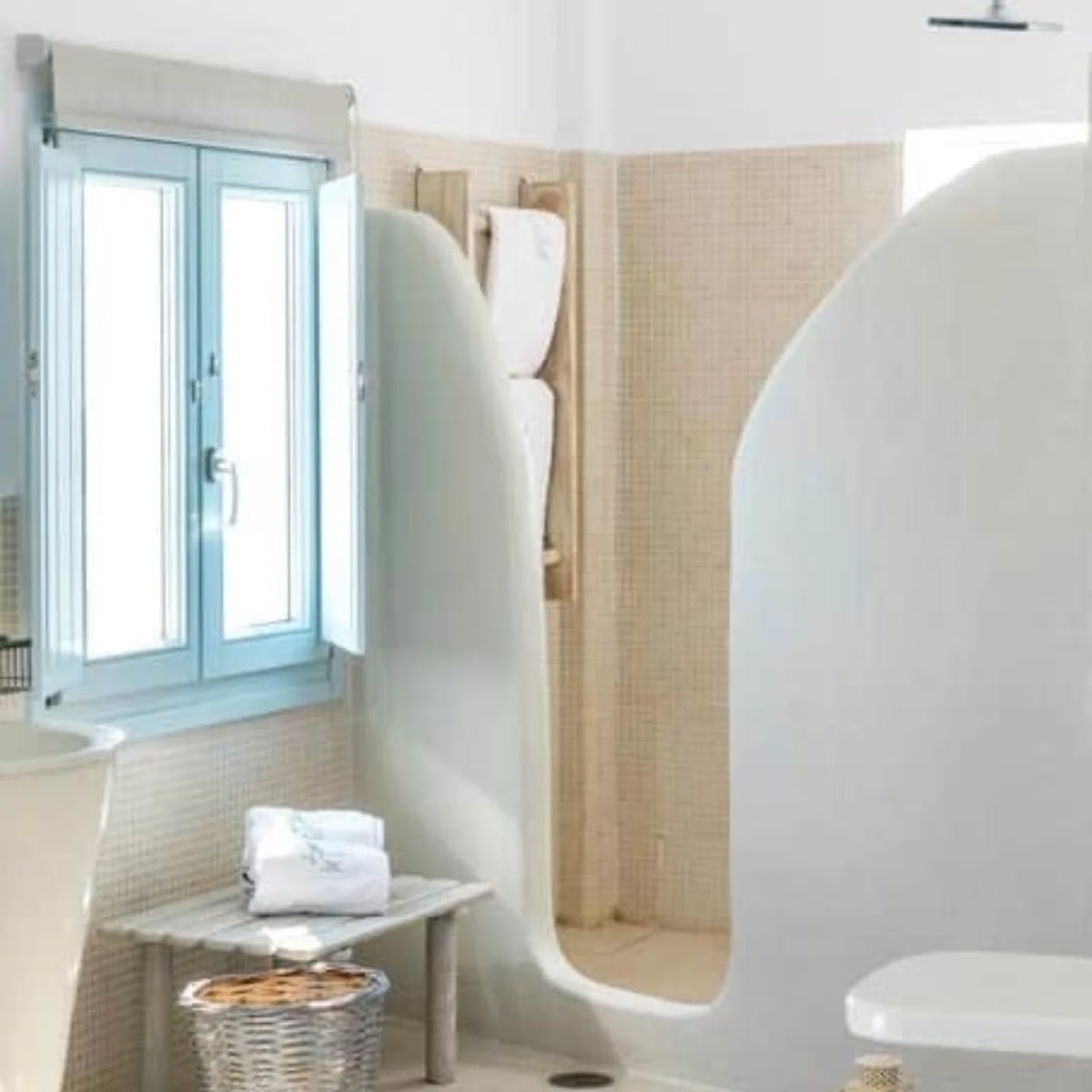 Blue Dolphins Santorini