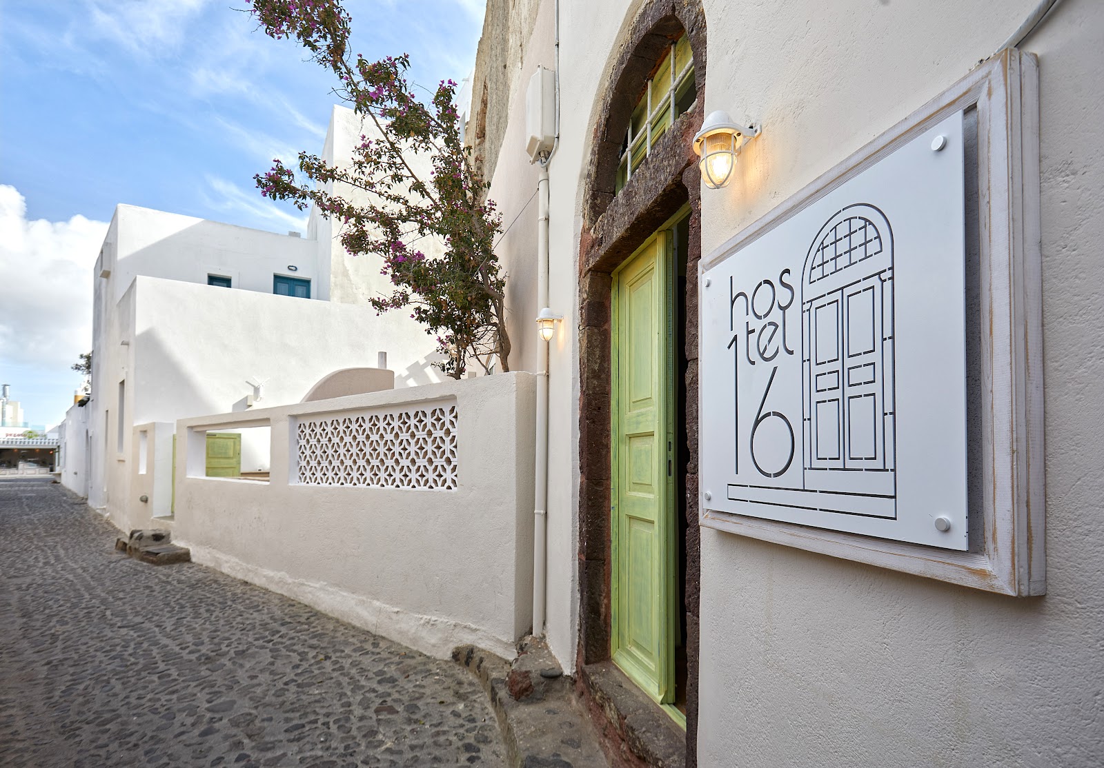 Central Hostel Oia