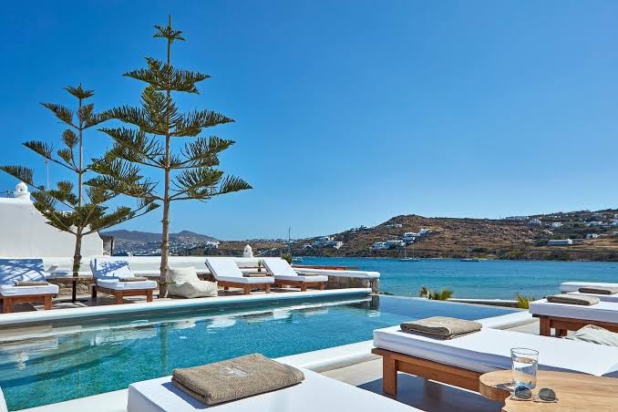 Dreambox Mykonos Suites and Mini Villas