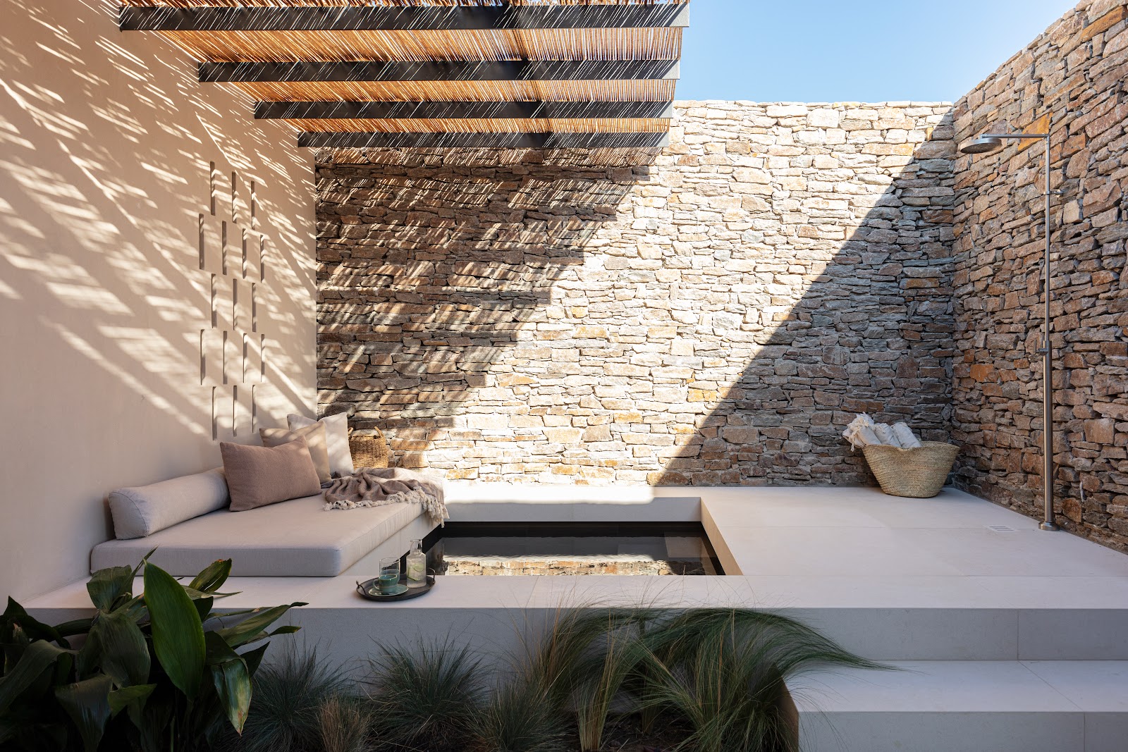 Elements Sifnos Boutique