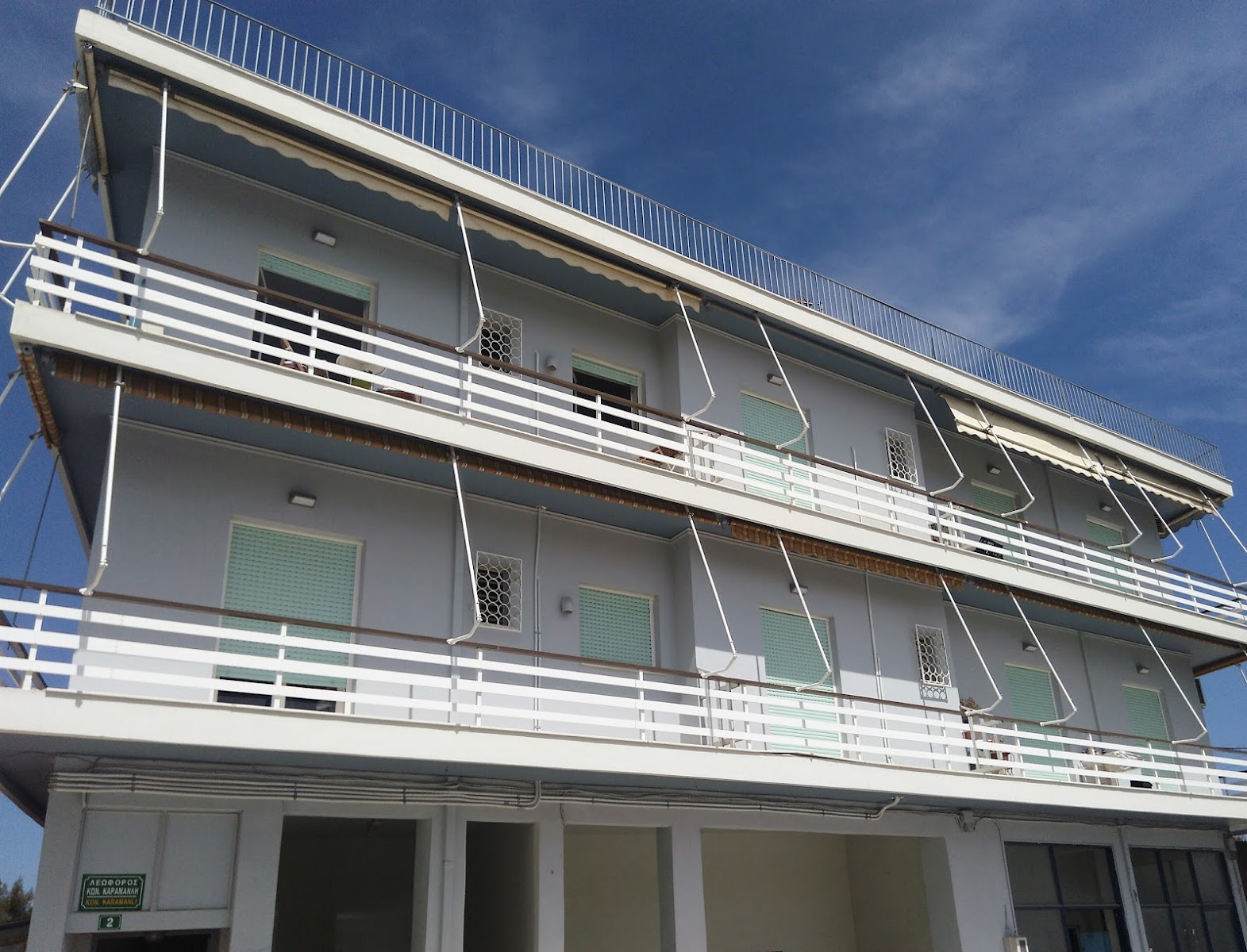 FINIKAS Suites & Apartments