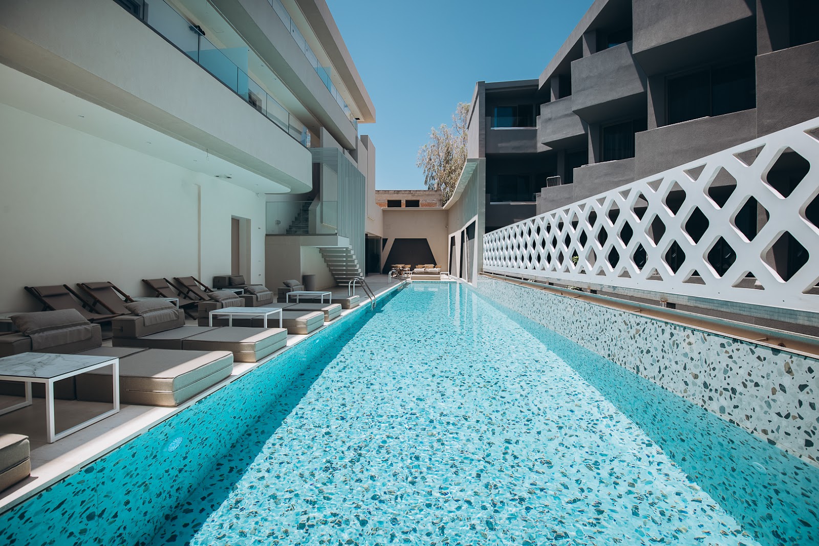 Georgioupolis Plaza Suites