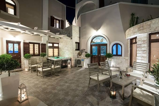Harmony Suites Santorini