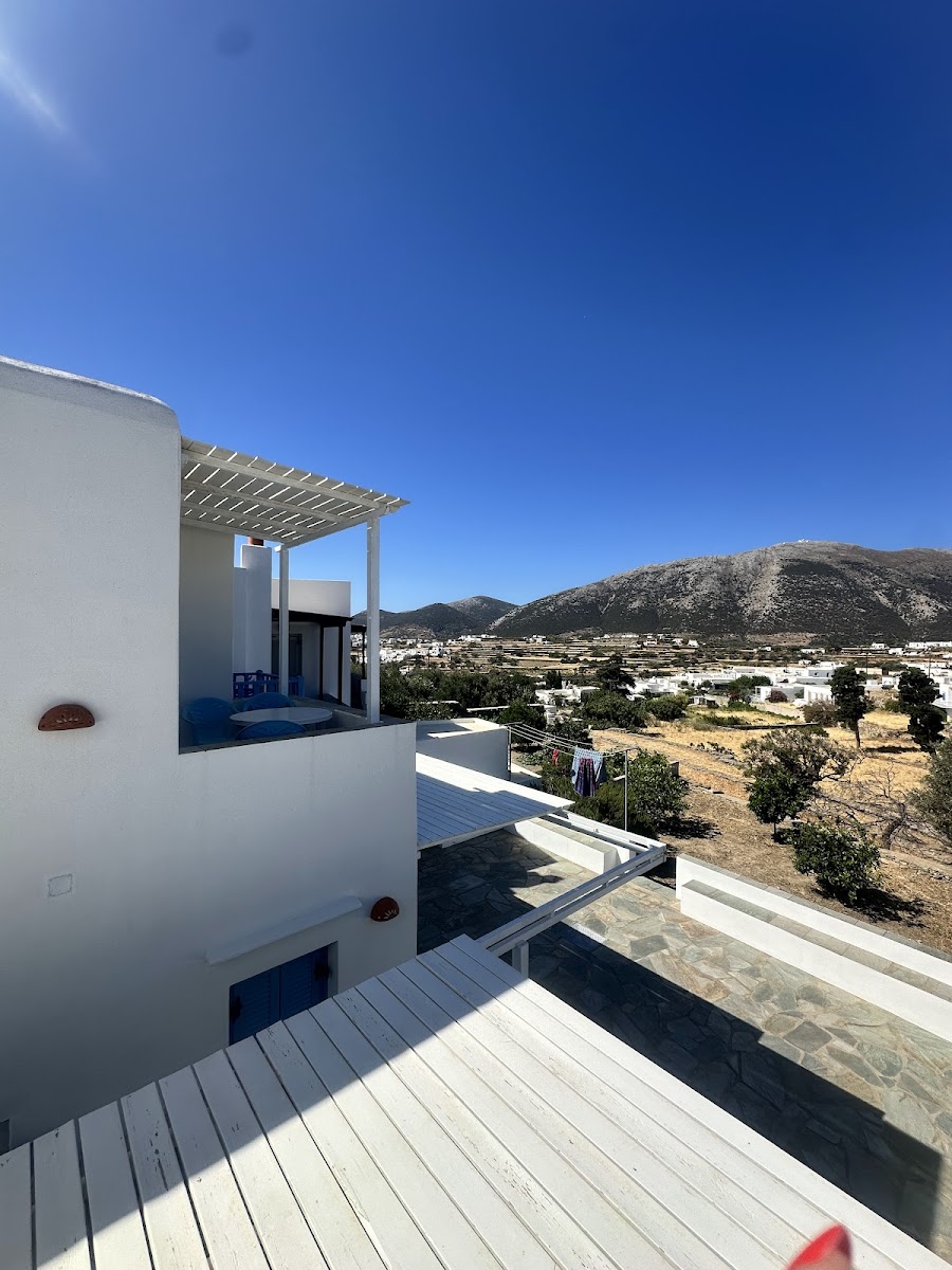 Hotel Petali Village