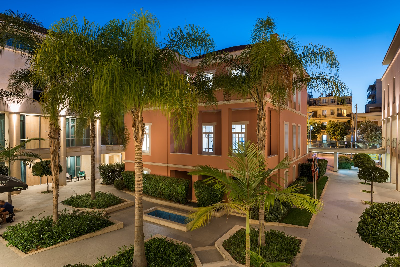 Hyperion City Hotel & Spa