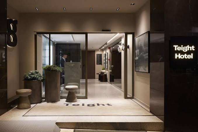 ICONIC SALONICA SUITE