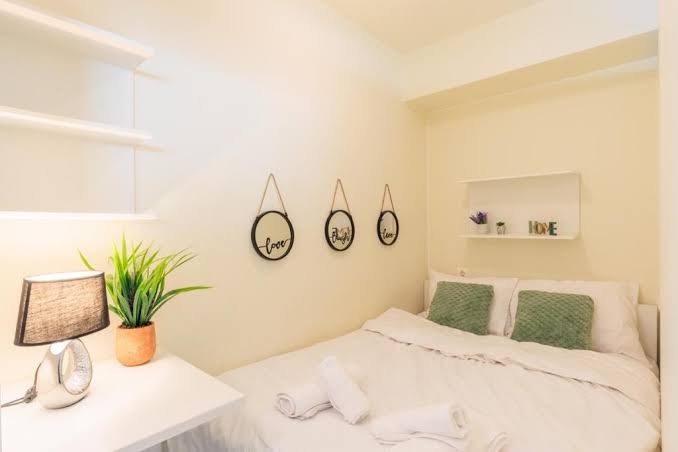 Ioanna's Hellenic Hospitality