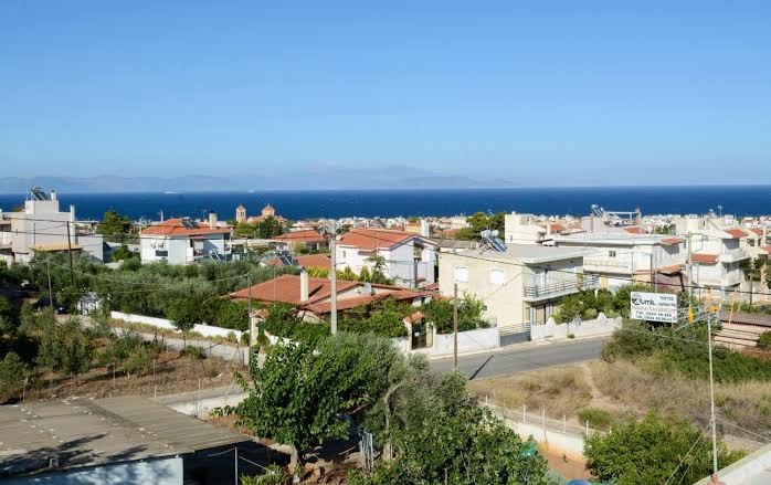 Joan's airport apartment