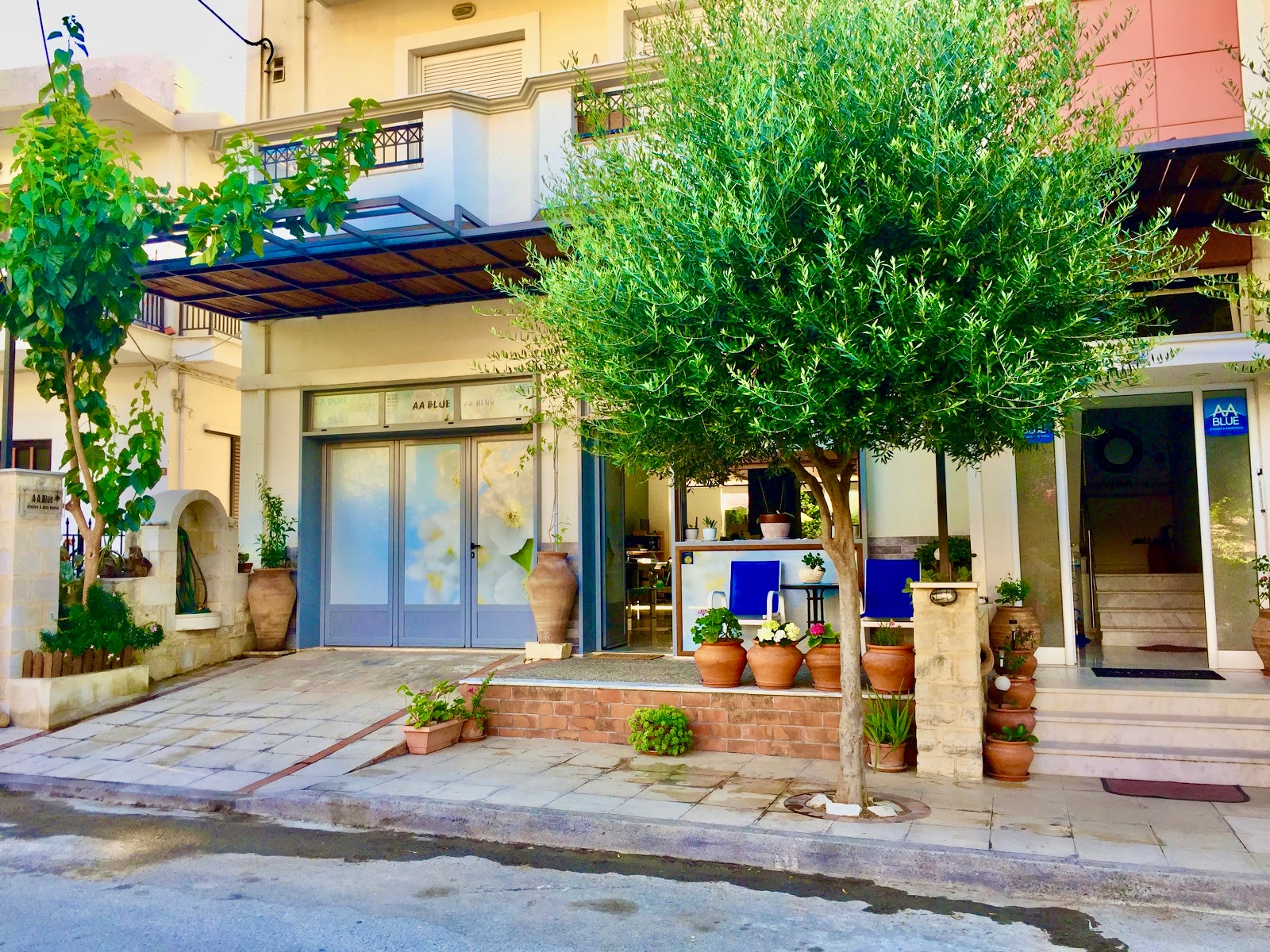 Lines Concept Accommodation