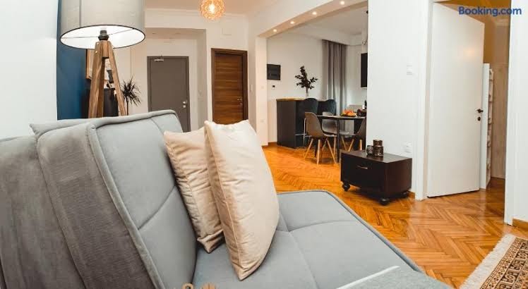 Luxury White Tower Suites