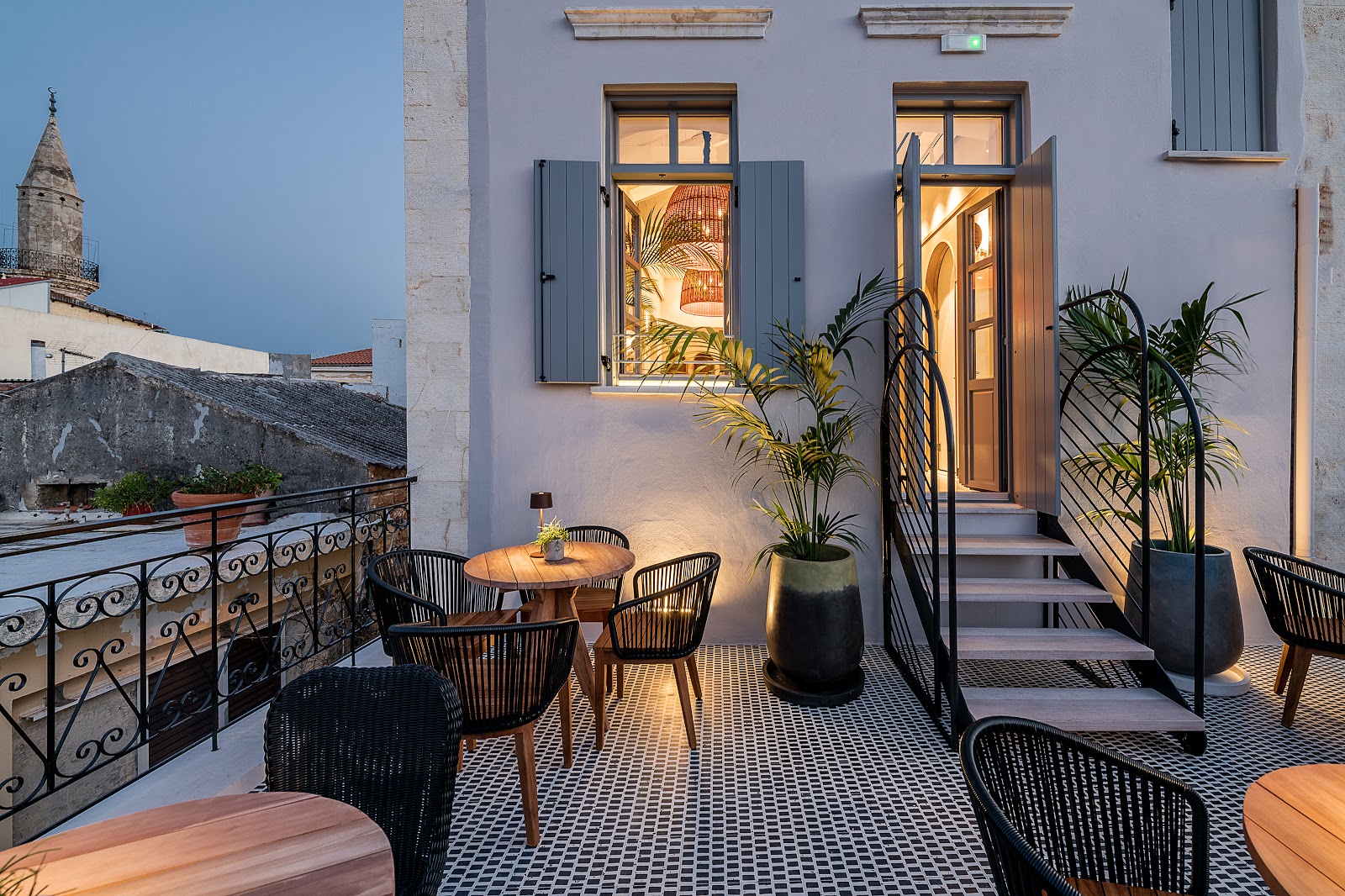 Minaret Suites & Apartments