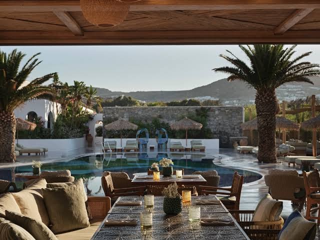 Myconian Sunrise Relais & Chateaux Hotel