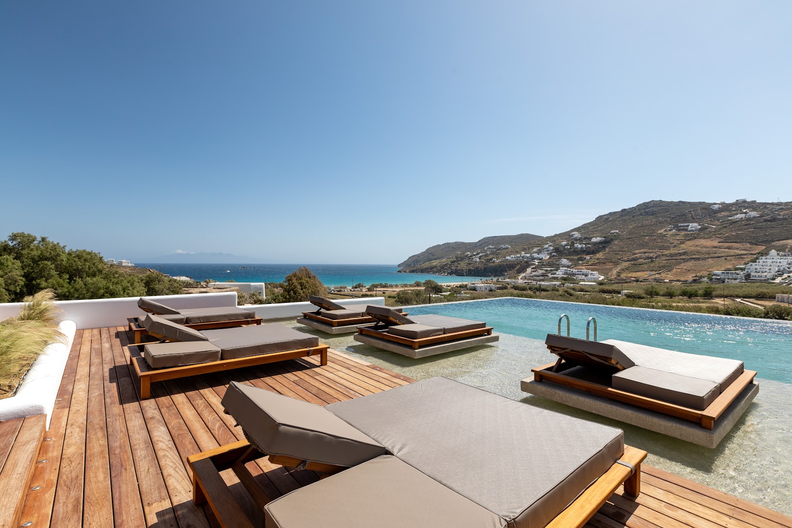 Mykonos4Islands Seaside Homes and Suites