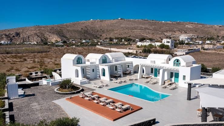 Oscar Beachfront Suites