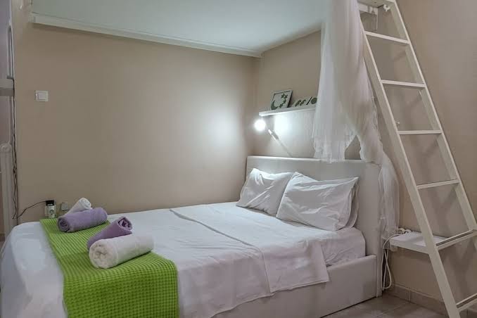 Presidential Apartment by Athens Stay - One-Bedroom Apartment Semi-Basement