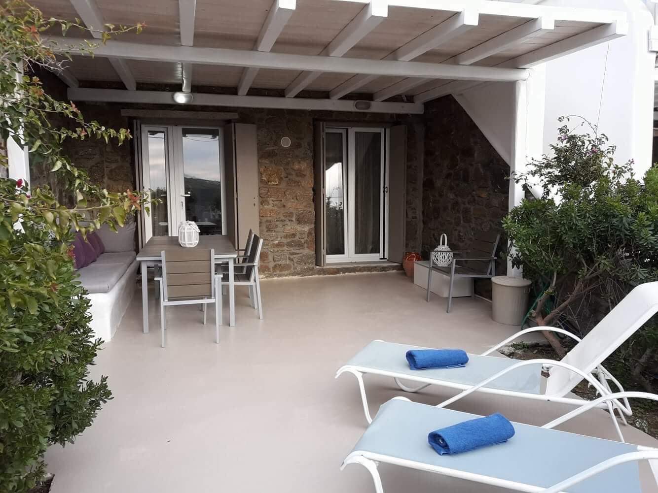 Profitis Ilias Spirit Villas by Live&Travel