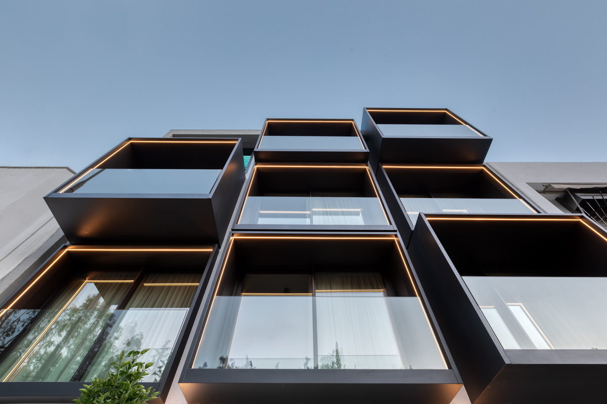 Rastoni Acropolis Apartments and Suites