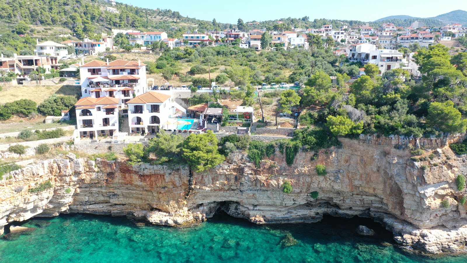 The Infinity 180 Luxury Suites and Spa