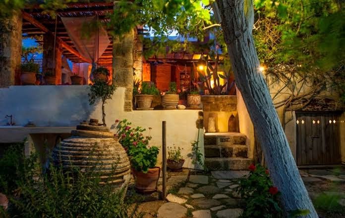 The Red door in Koskinou