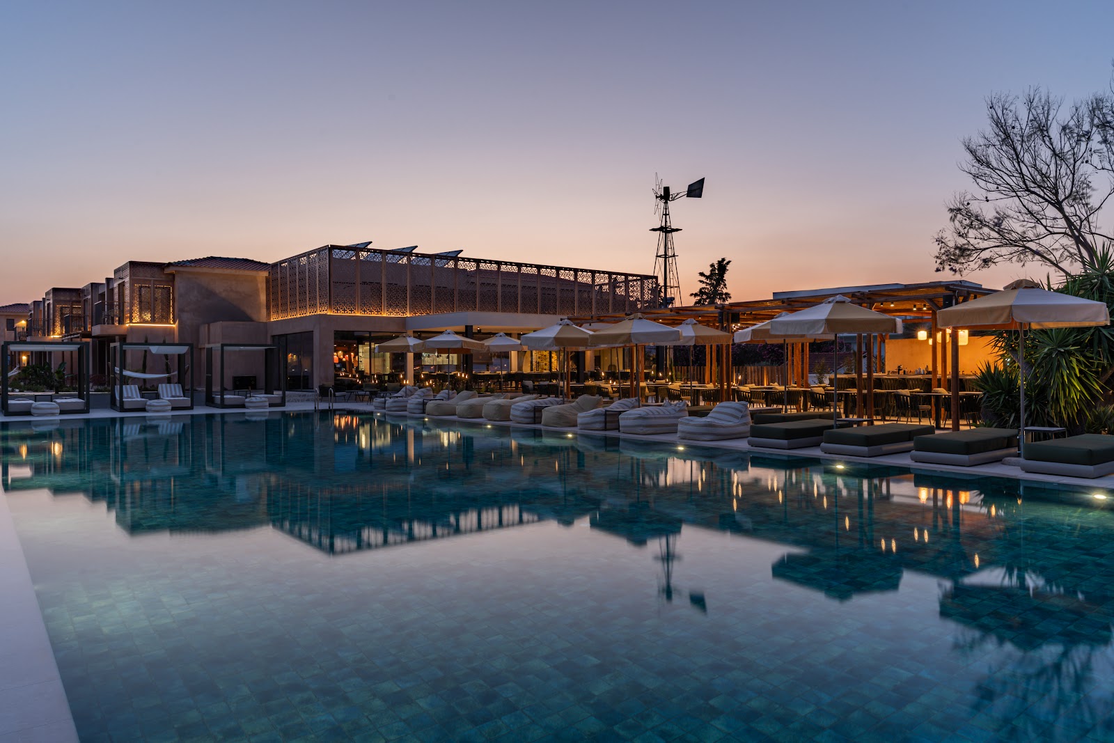 Themis Villa | swimming pool & Jacuzzi