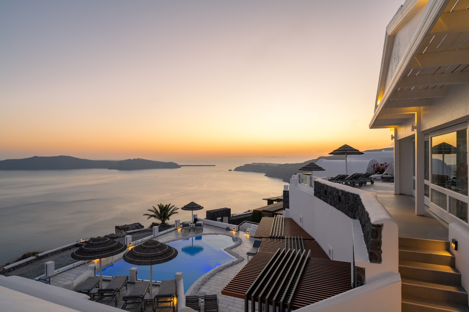 Windmill Villas - Santorini Exclusive Retreat